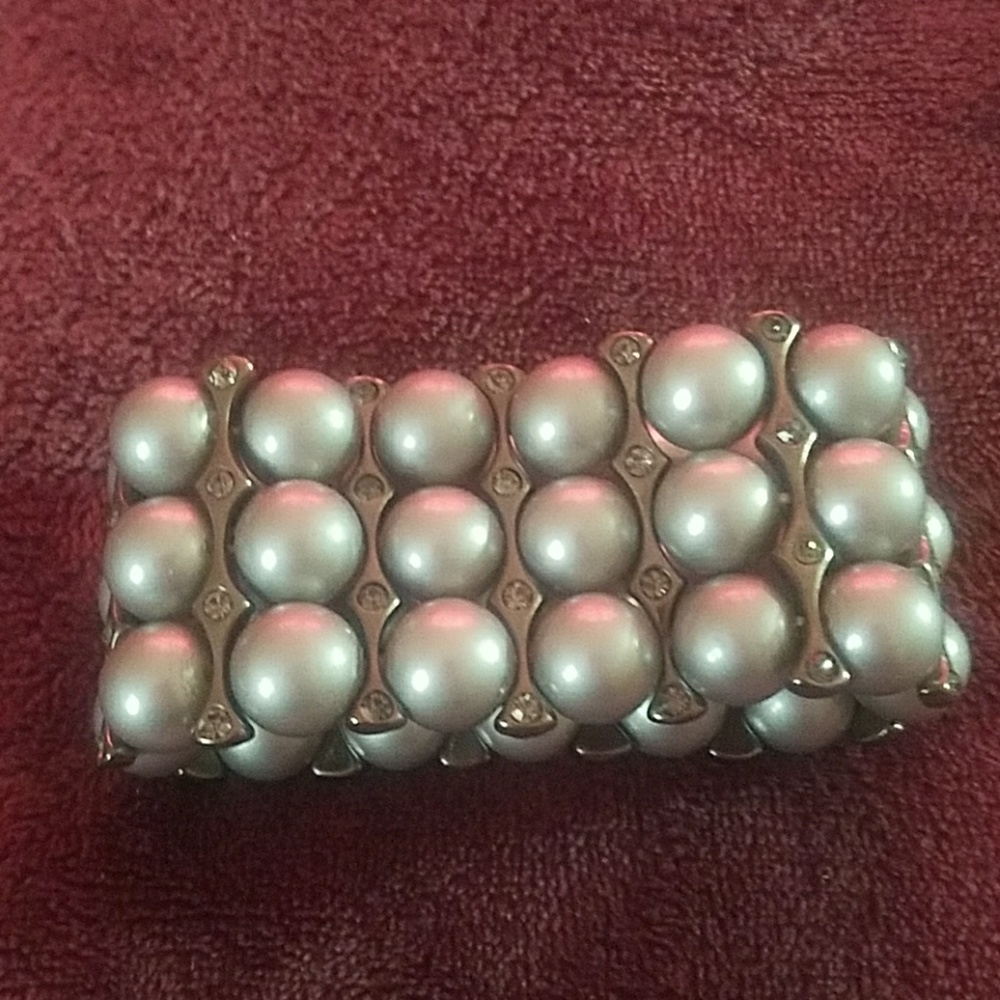 Silver costume jewelry bracelet